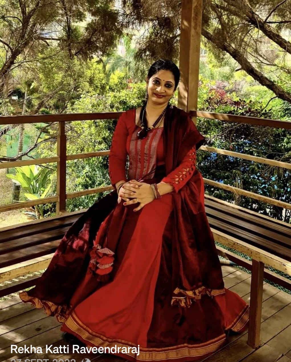 Navyatha Fashions Logo